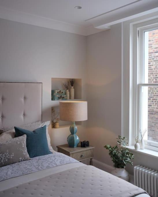 Casa vacanze 3 Bed Corner House Portobello Rd *